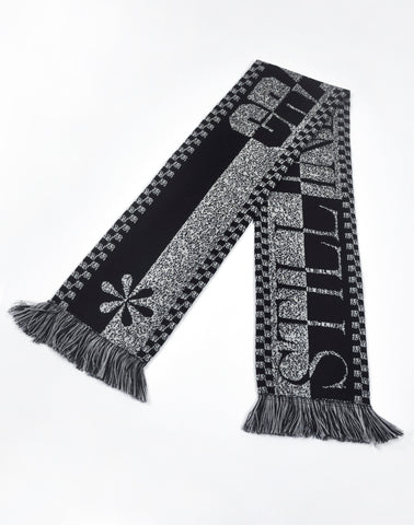 Still Independent: Black and White Scarf